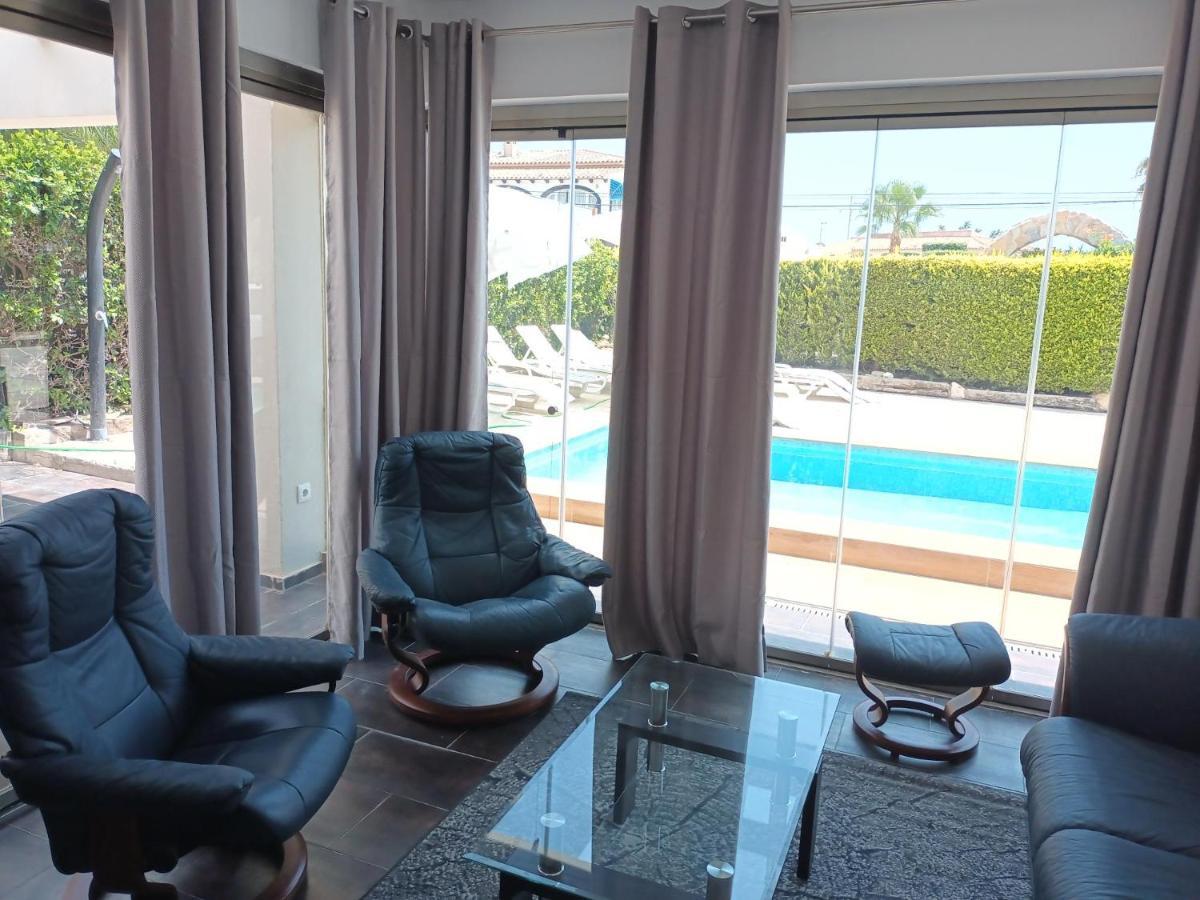 Villa Constantinos Apartamentos O Villa Completa Calpe Exterior foto